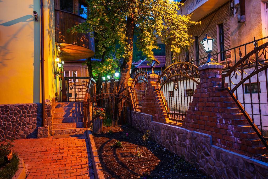 Pension Brasovu Vechi Exterior foto